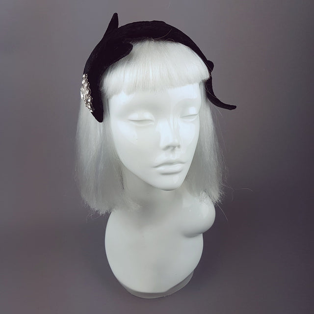 "Pesce" Black Velvet Vintage Style Fish Headpiece