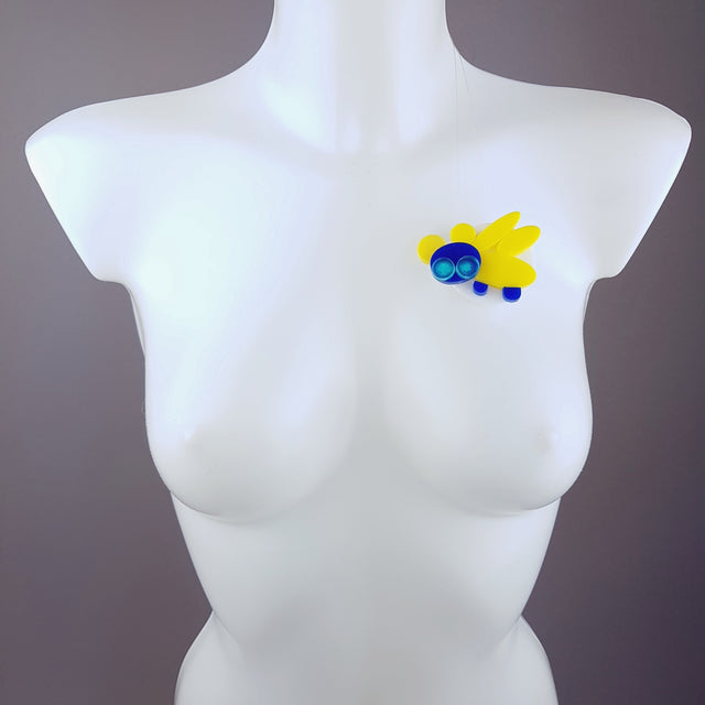 "Zoom" Acrylic Insect Brooch