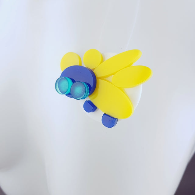 "Zoom" Acrylic Insect Brooch