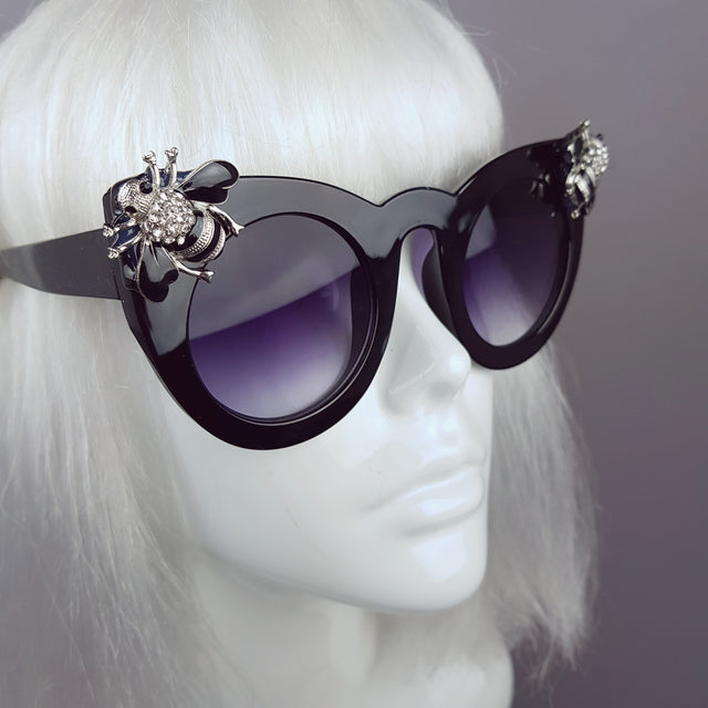"Zumbido" Silver Jewelled Bee Sunglasses