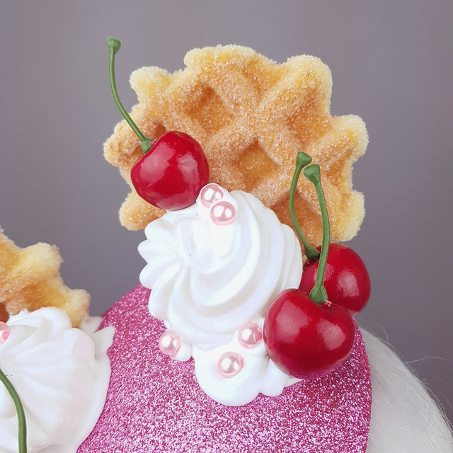 "Délectable" Waffle & Cream Ear Ice Cream Hat