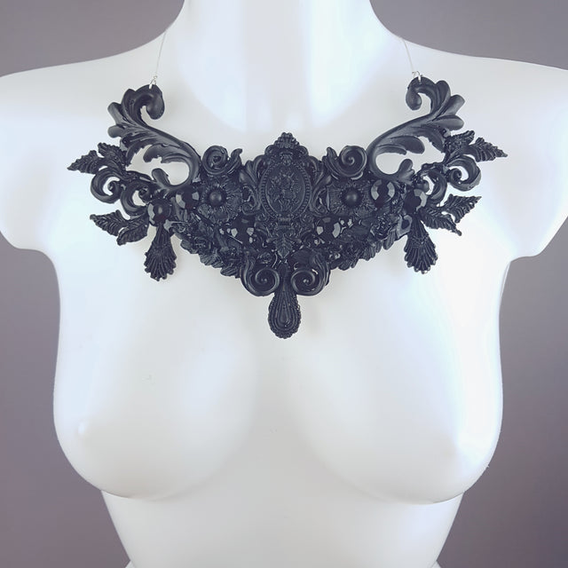 "Kasdeya" Black Baroque Filigree Neckpiece