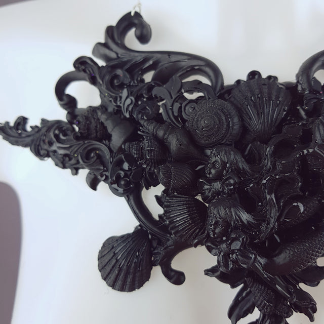 "Mondao" Ornate Black Mermaid Filigree Neckpiece