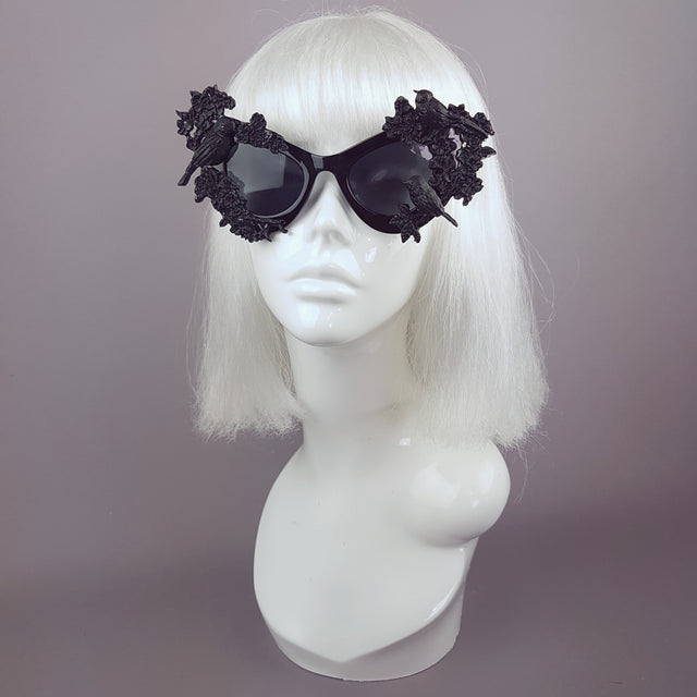 "Lilith" Black Bird & Flowers Filigree Catseye Sunglasses