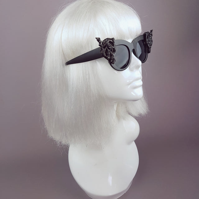 "Yachemi" Black Cats Eye Baroque Sunglasses