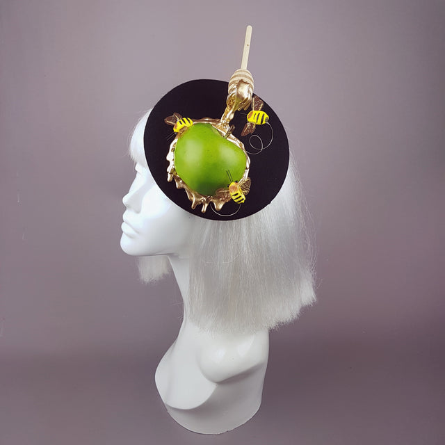"Dolcezza" Bee, Honey & Apple Hat