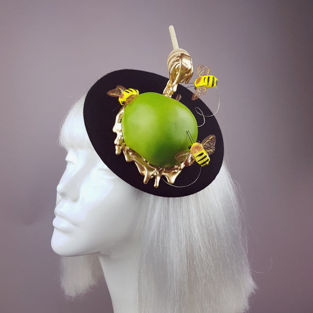 "Dolcezza" Bee, Honey & Apple Hat