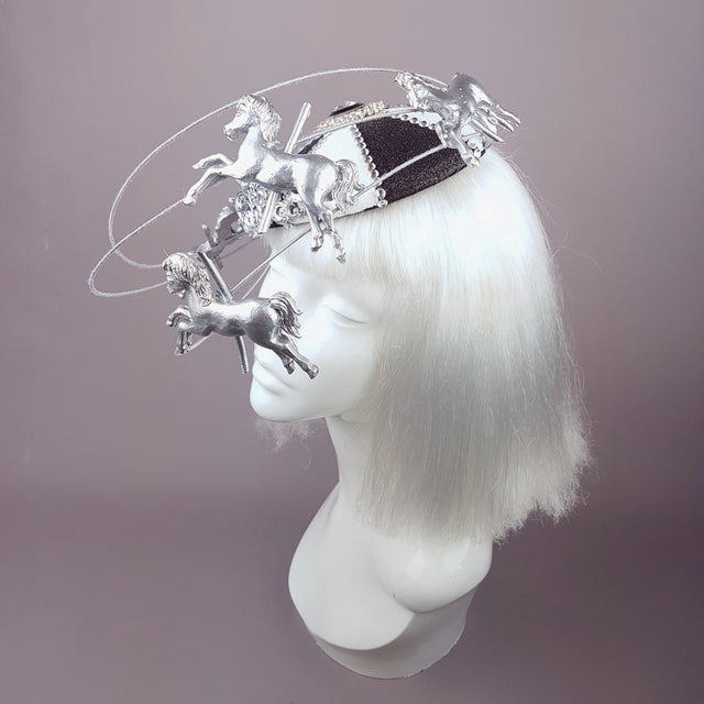 "Cirque" Black & White Circus Carousel Wired Veil Hat