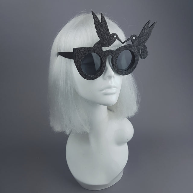 "Silueta" Black Glitter Hummingbird Sunglasses