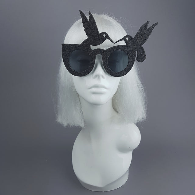 "Silueta" Black Glitter Hummingbird Sunglasses