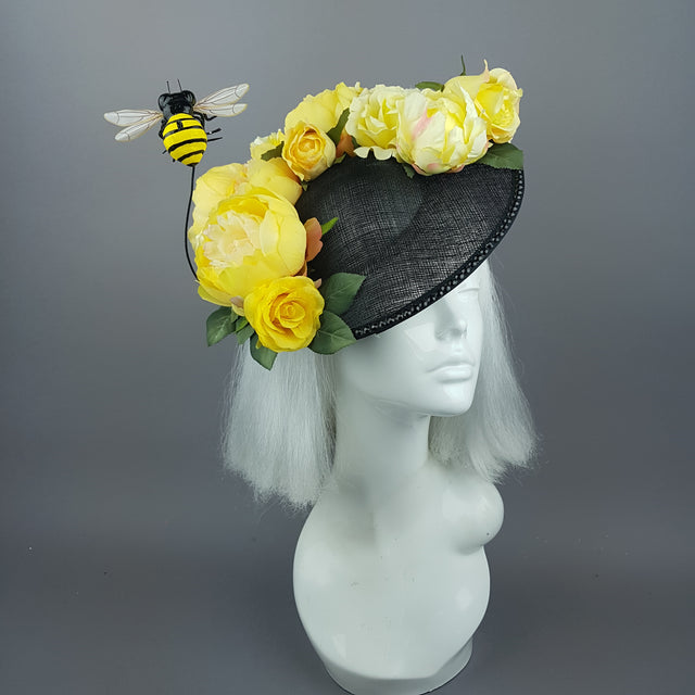 "Amoureuse" Yellow Floral Black Hat With Bee