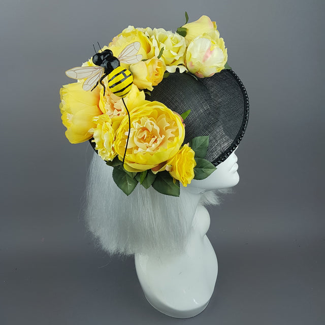 "Amoureuse" Yellow Floral Black Hat With Bee