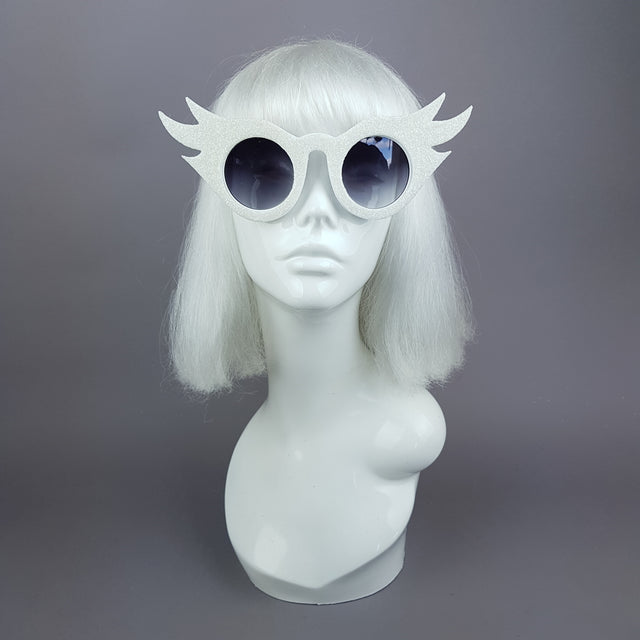 "Lashes" White Eyelash Glitter Novelty Statement Sunglasses