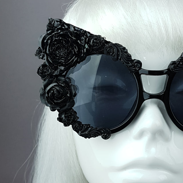 "Lycoris" Black Oversized Filigree Rose Sunglasses