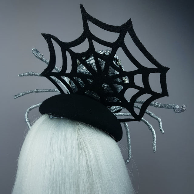 "Lullaby" Silver Jewel Huge Spider Fascinator Hat