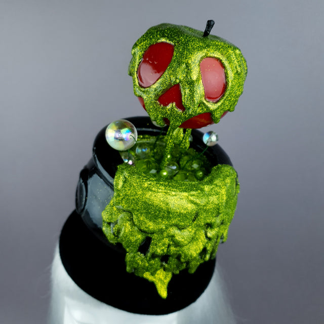 "Bite" Kitsch Glitter Poison Apple Fascinator Hat
