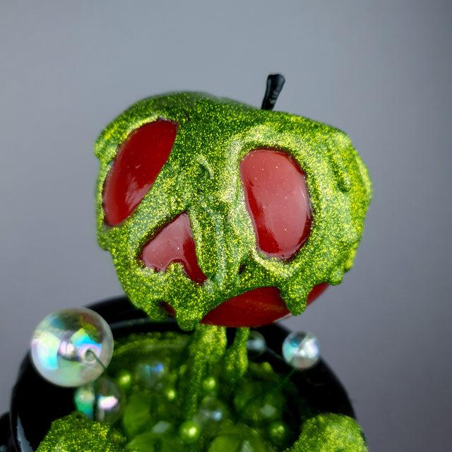 "Bite" Kitsch Glitter Poison Apple Fascinator Hat