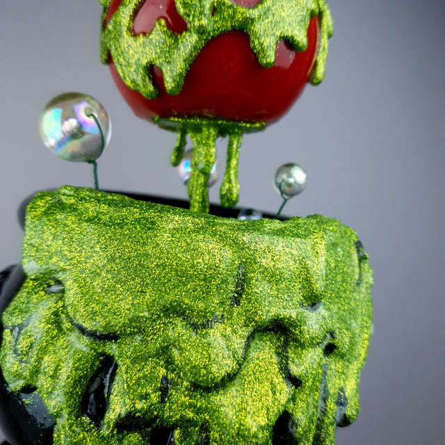 "Bite" Kitsch Glitter Poison Apple Fascinator Hat