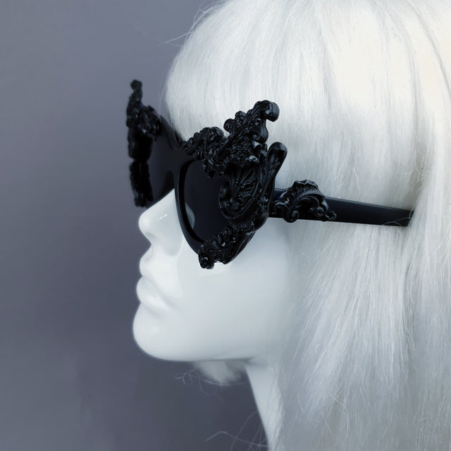 "Dysnomia" Black Filigree Catseye Sunglasses
