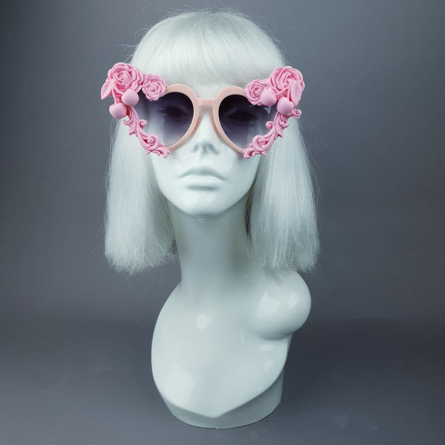 "Zoet" Pastel Pink Heart Shaped Sunglasses