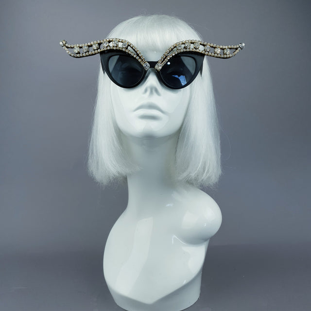 "Papillon de Nuit" Jewel Cats Eye Sunglasses