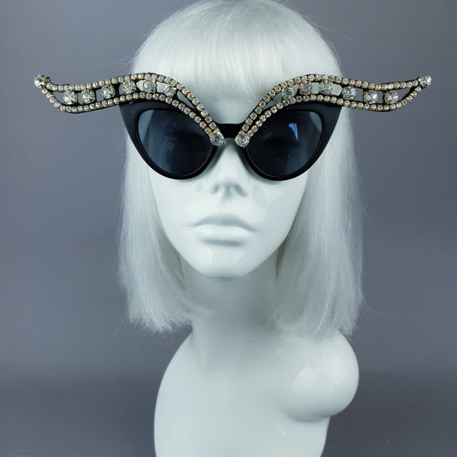 "Papillon de Nuit" Jewel Cats Eye Sunglasses
