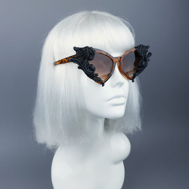 "Tantatris" Black & Tortoiseshell Filigree Catseye Sunglasses