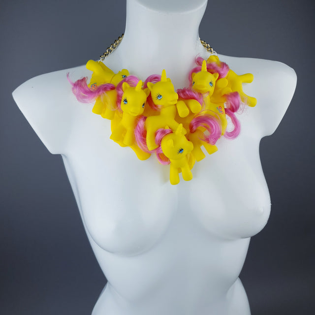 "Crema de Cavall" Yellow Ponies & Custard Neckpiece