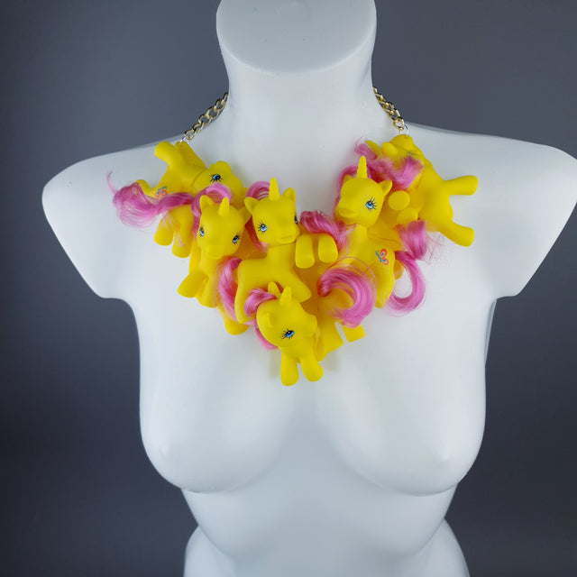 "Crema de Cavall" Yellow Ponies & Custard Neckpiece