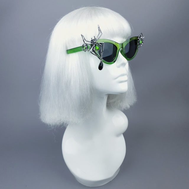 "Araniella" Green Jewel Spider Catseye Sunglasses