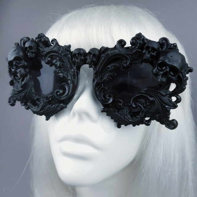 "Mabuz" Black Skull & Filigree Sunglasses