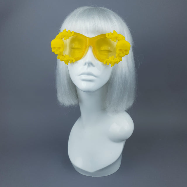 "Aurelio" Yellow Unisex Sunglasses with Skulls