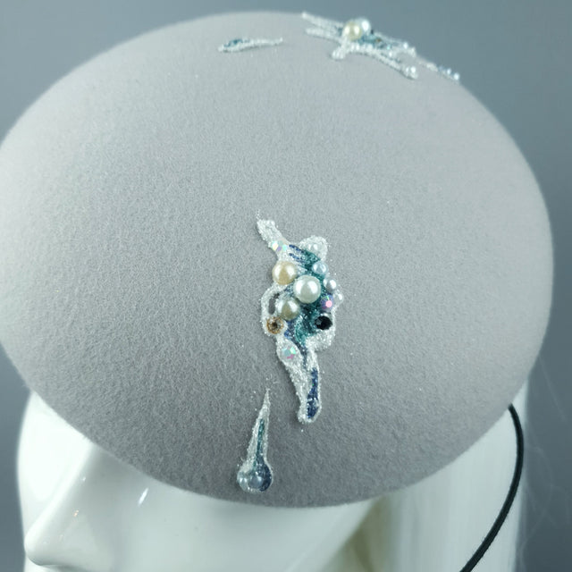 "Mierda" Kitsch Glitter Seagull Poop Fascinator Hat