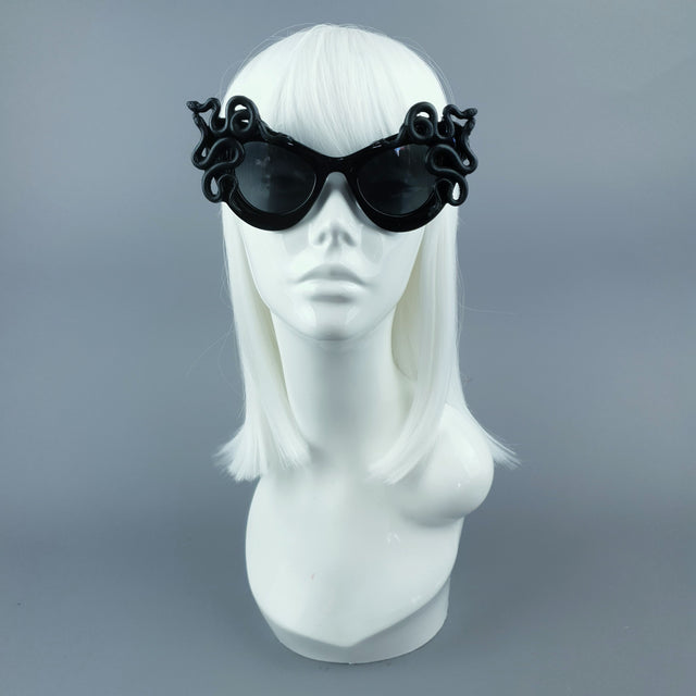 "Medusa" Black Snake Black Sunglasses