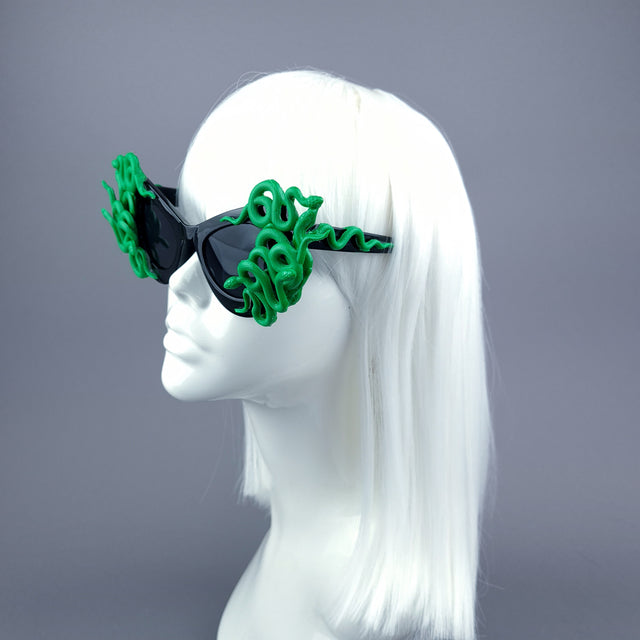 "Medusa" Green Snake Black Sunglasses