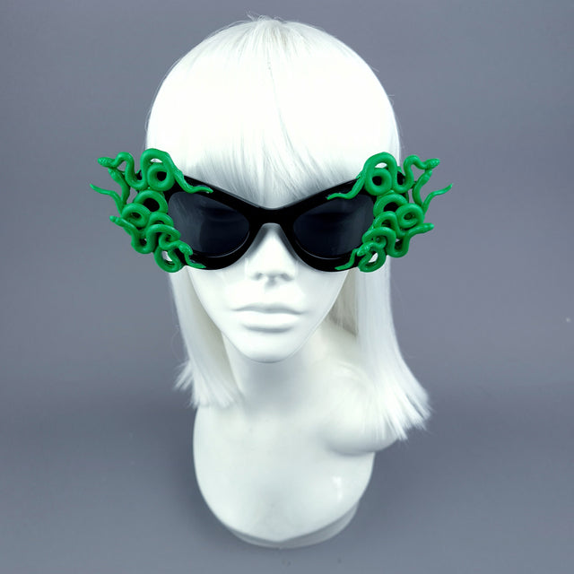 "Medusa" Green Snake Black Sunglasses