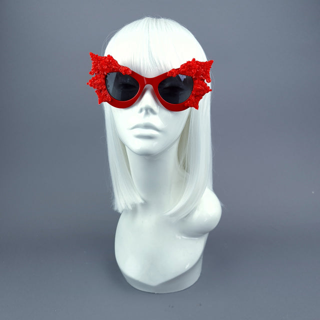 "Eisheth" Red Filigree Bat Catseye Sunglasses