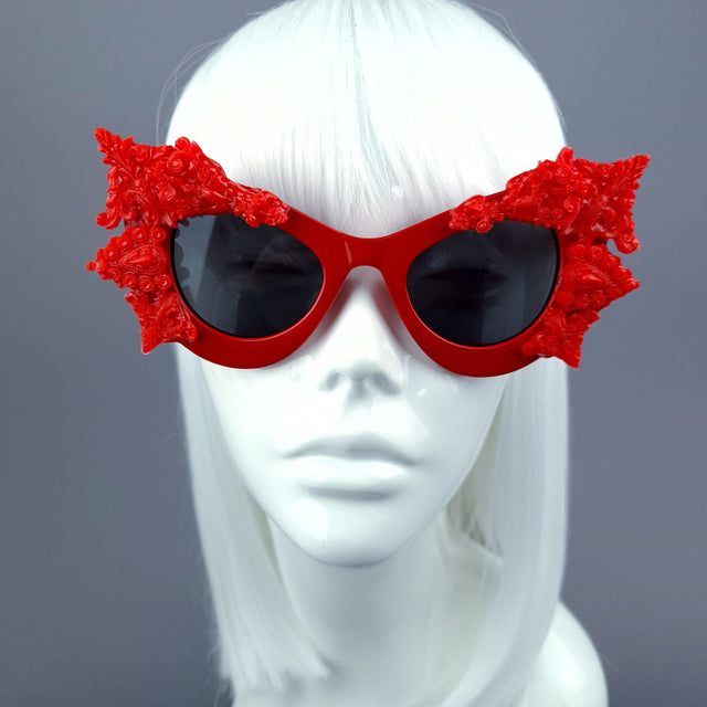 "Eisheth" Red Filigree Bat Catseye Sunglasses