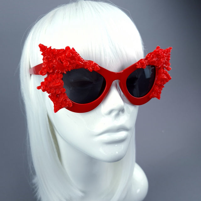 "Eisheth" Red Filigree Bat Catseye Sunglasses