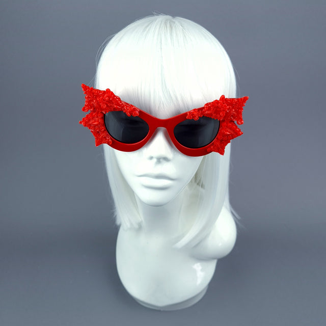 "Eisheth" Red Filigree Bat Catseye Sunglasses