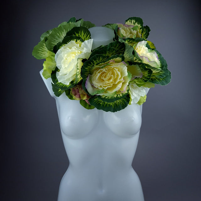 "Chou" Cabbage Neckpiece