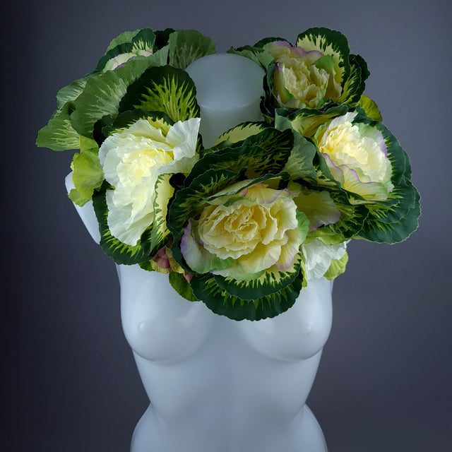 "Chou" Cabbage Neckpiece