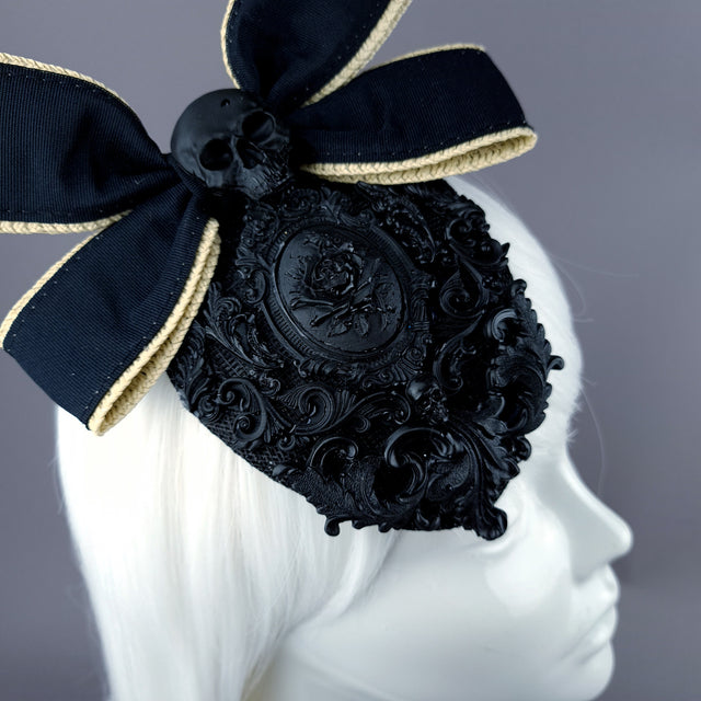 "Dorian" Black Bow & Filigree Fascinator