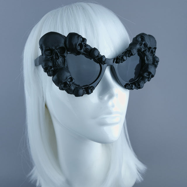"Everlast" Black Skulls Cateye Sunglasses
