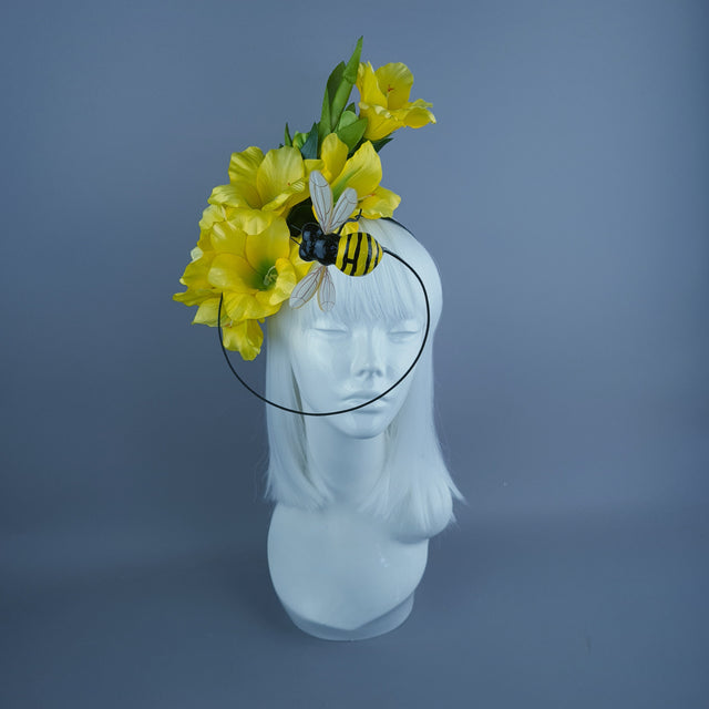 "Hesperia" Bright Yellow Gladioli Flowers & Bee Headdress
