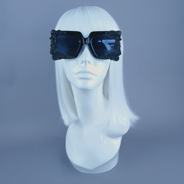 "Morte" Black Skull Filigree Unisex Square Sunglasses