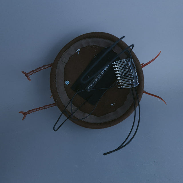 "Cucaracha" Brown Giant Cockroach Insect Bug Fascinator Hat