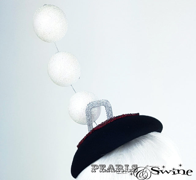 Statement bubble hat