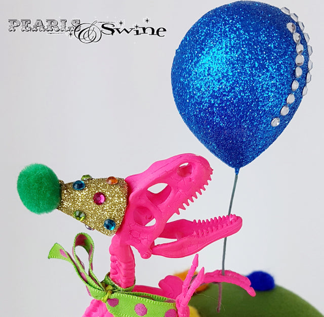 Glittering Blue ballon dinosaur hat
