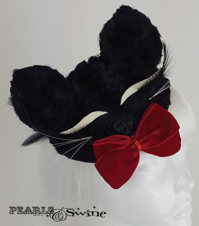Black fluffy sleeping cat face hat